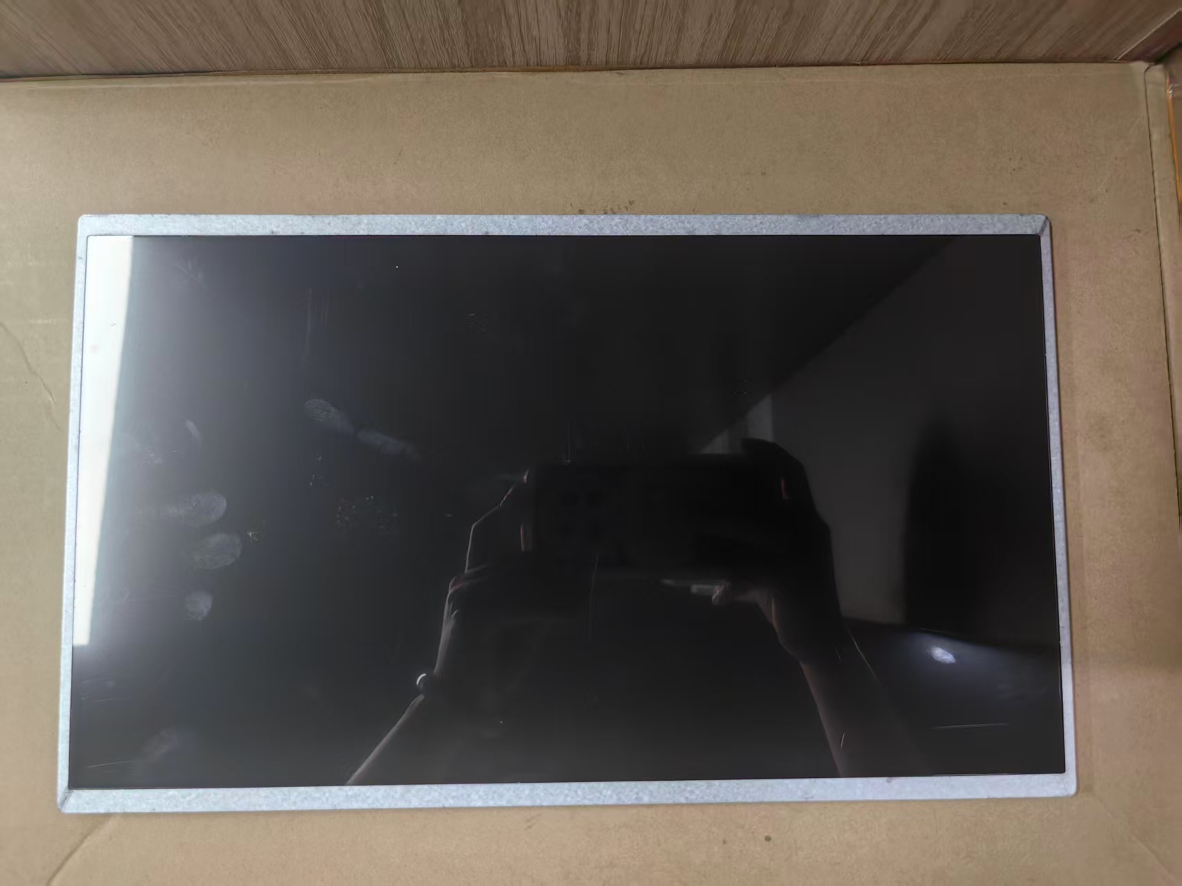 Matriks Lcd 15.6 
